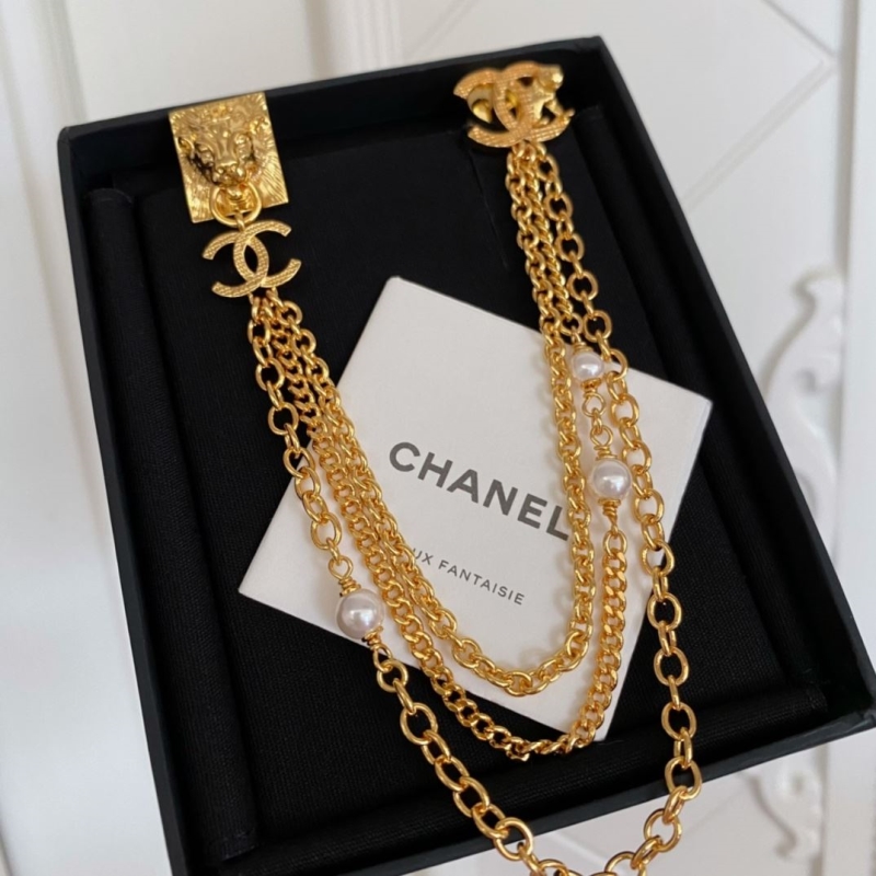 Ch**el necklaces